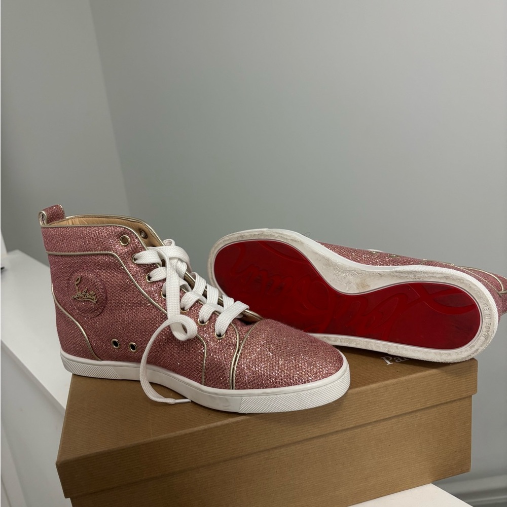 Christian Louboutin Beige Leather Interior Sneakers Metallic Pink (Must Haves) - Picture 5 of 6